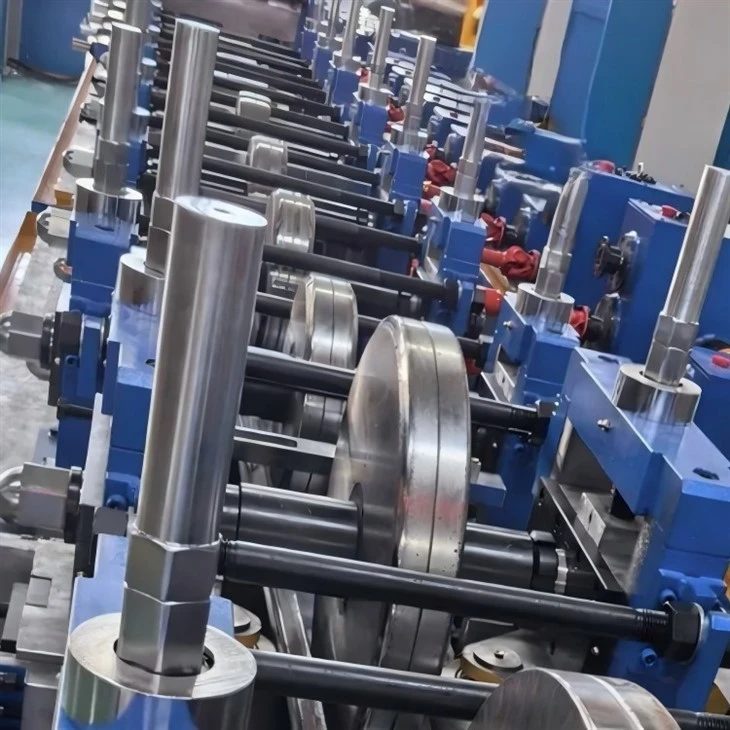 ERW Pipe Manufacturing Machine factory